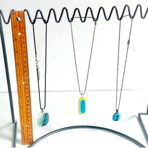 Jewelry Organizer UMBRA Necklace Display Rack Silver Necklaces Pendants - Picture 1 of 6